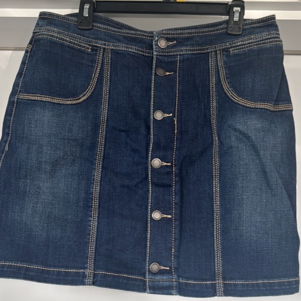 Classic Dark Blue Denim Button-Front Skirt